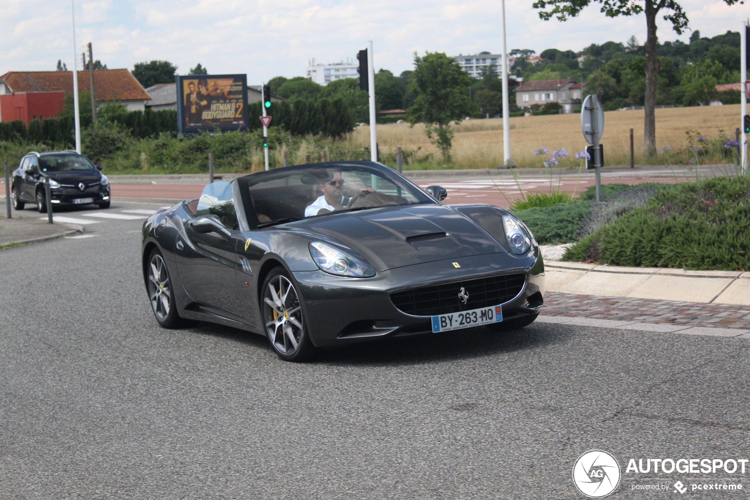 Ferrari California