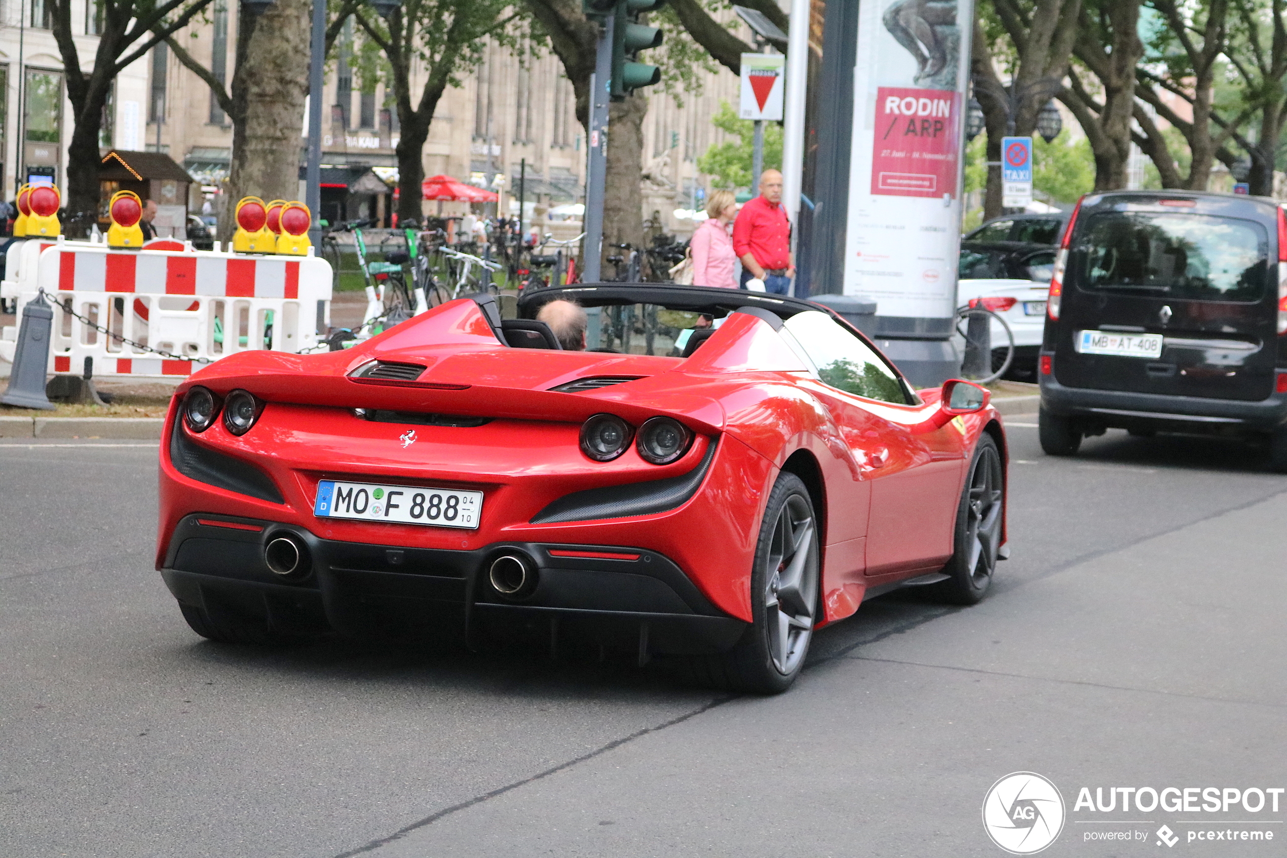 Ferrari F8 Spider