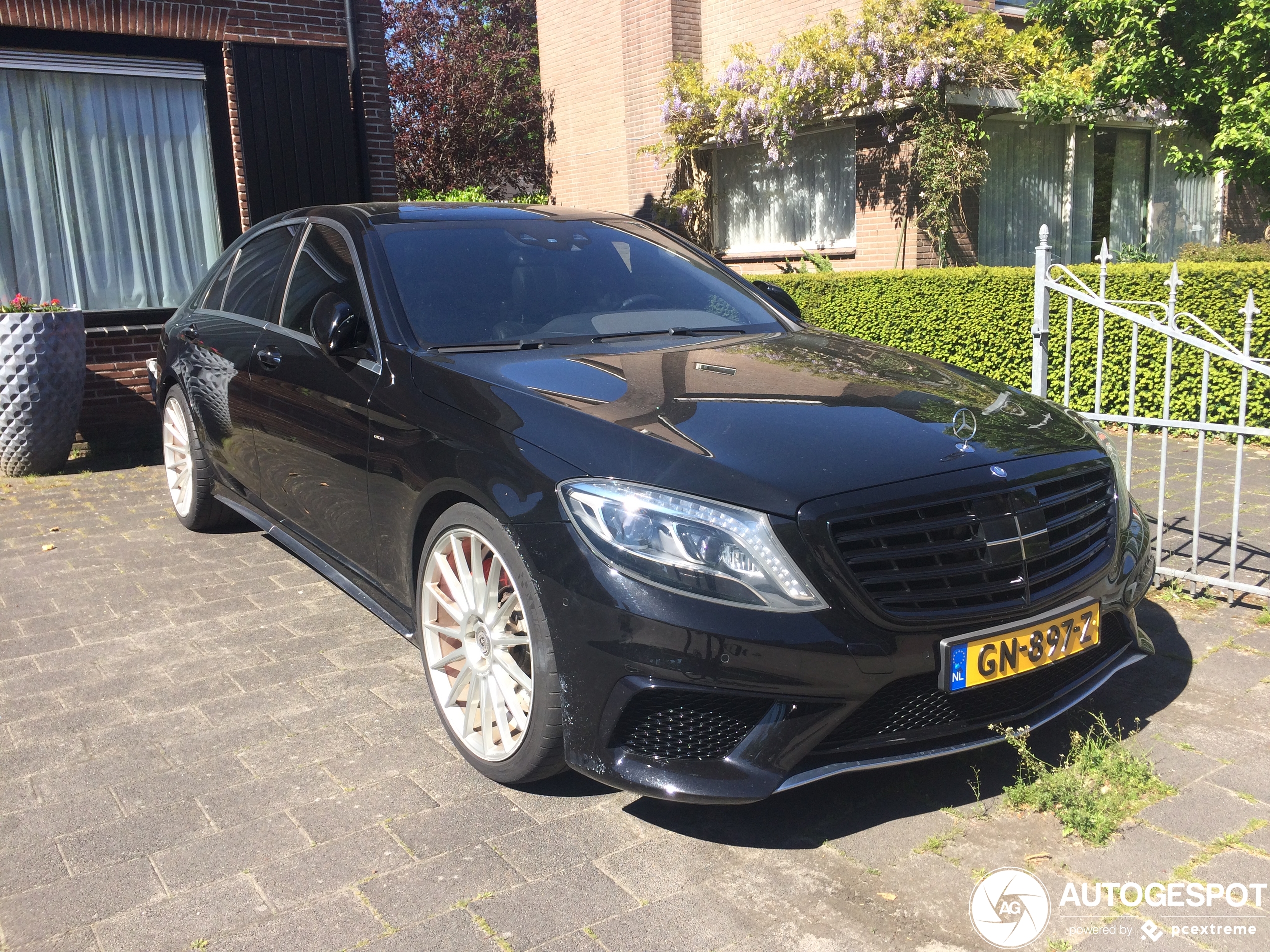 Mercedes-Benz S 63 AMG V222