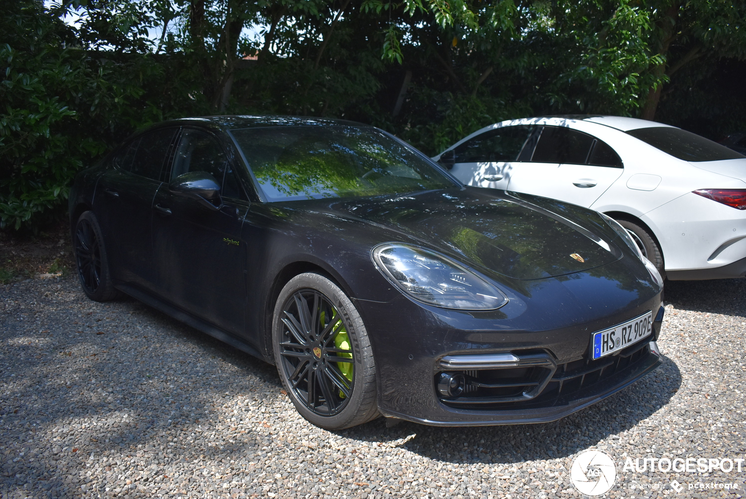 Porsche 971 Panamera Turbo S E-Hybrid