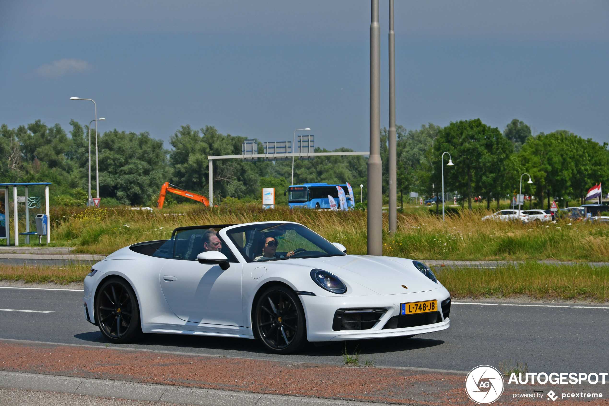 Porsche 992 Carrera 4S Cabriolet