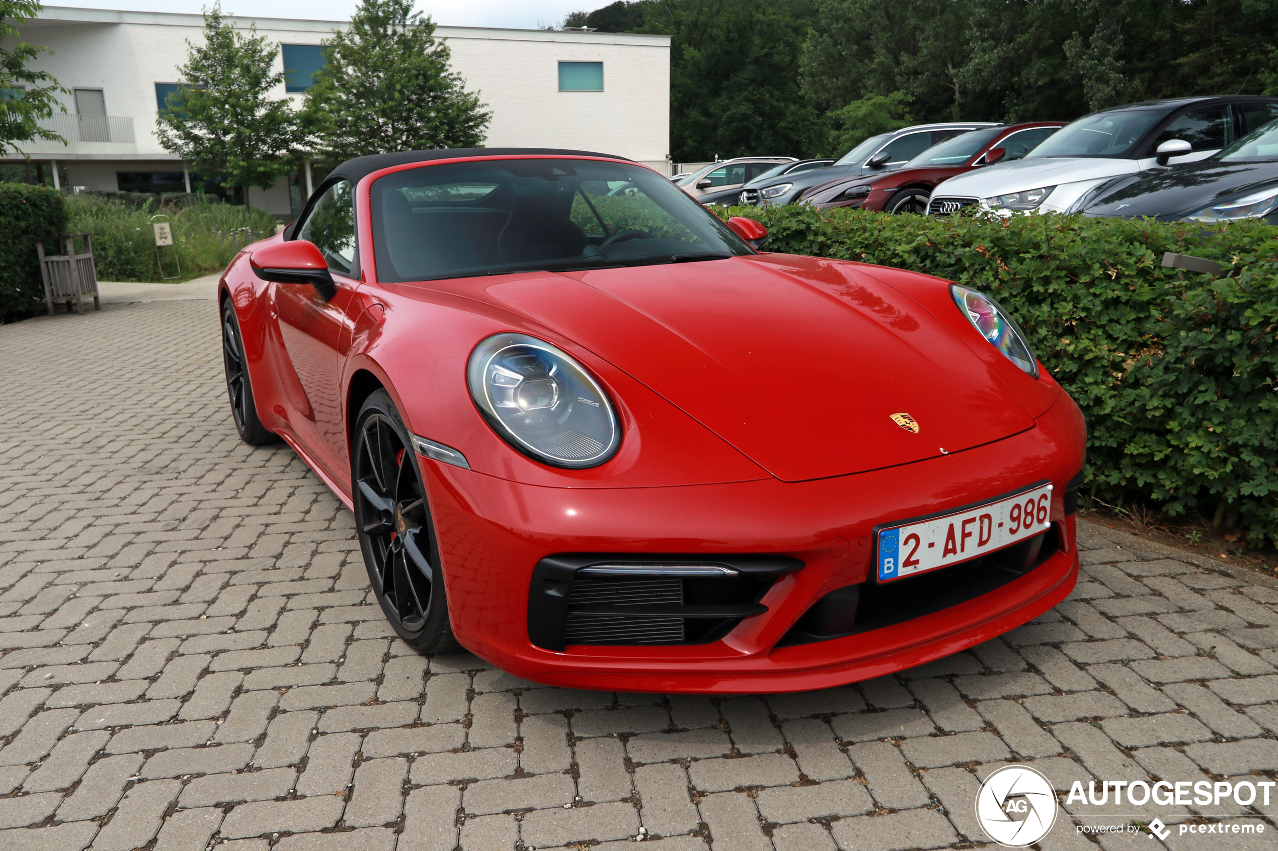 Porsche 992 Carrera 4S Cabriolet