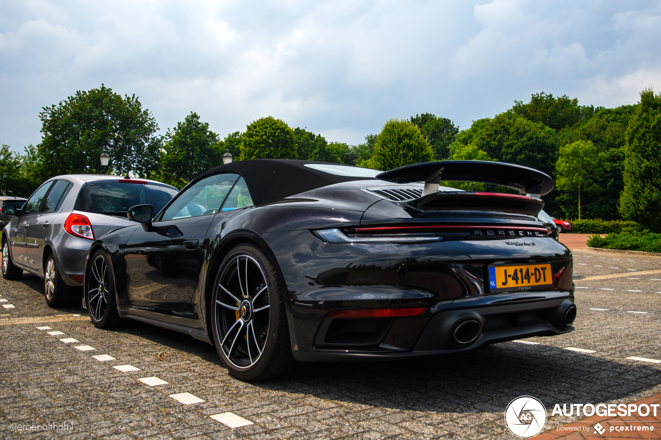 Porsche 992 Turbo S Cabriolet