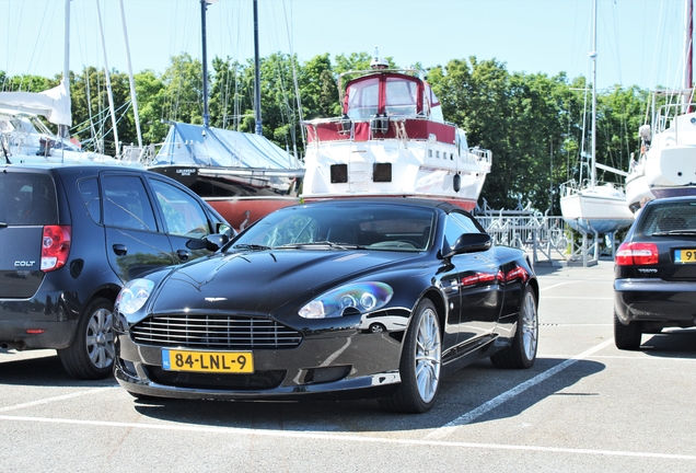 Aston Martin DB9 Volante