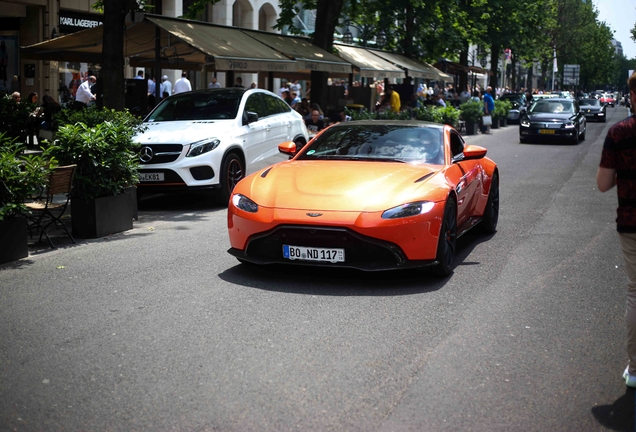 Aston Martin V8 Vantage 2018