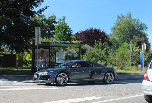 Audi R8 V10