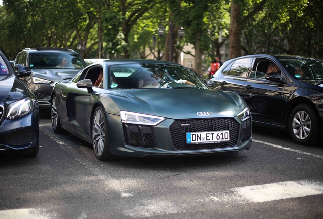 Audi R8 V10 Plus 2015