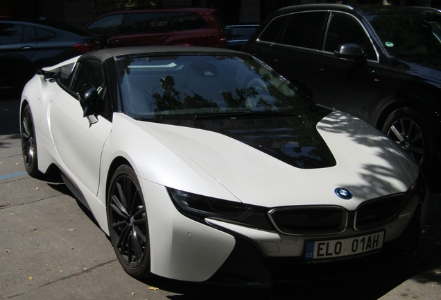 BMW i8 Roadster