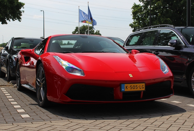 Ferrari 488 Spider