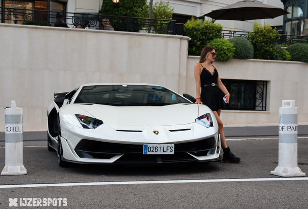 Lamborghini Aventador LP770-4 SVJ