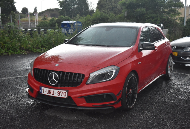 Mercedes-Benz A 45 AMG