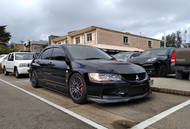 Mitsubishi Lancer Evolution IX