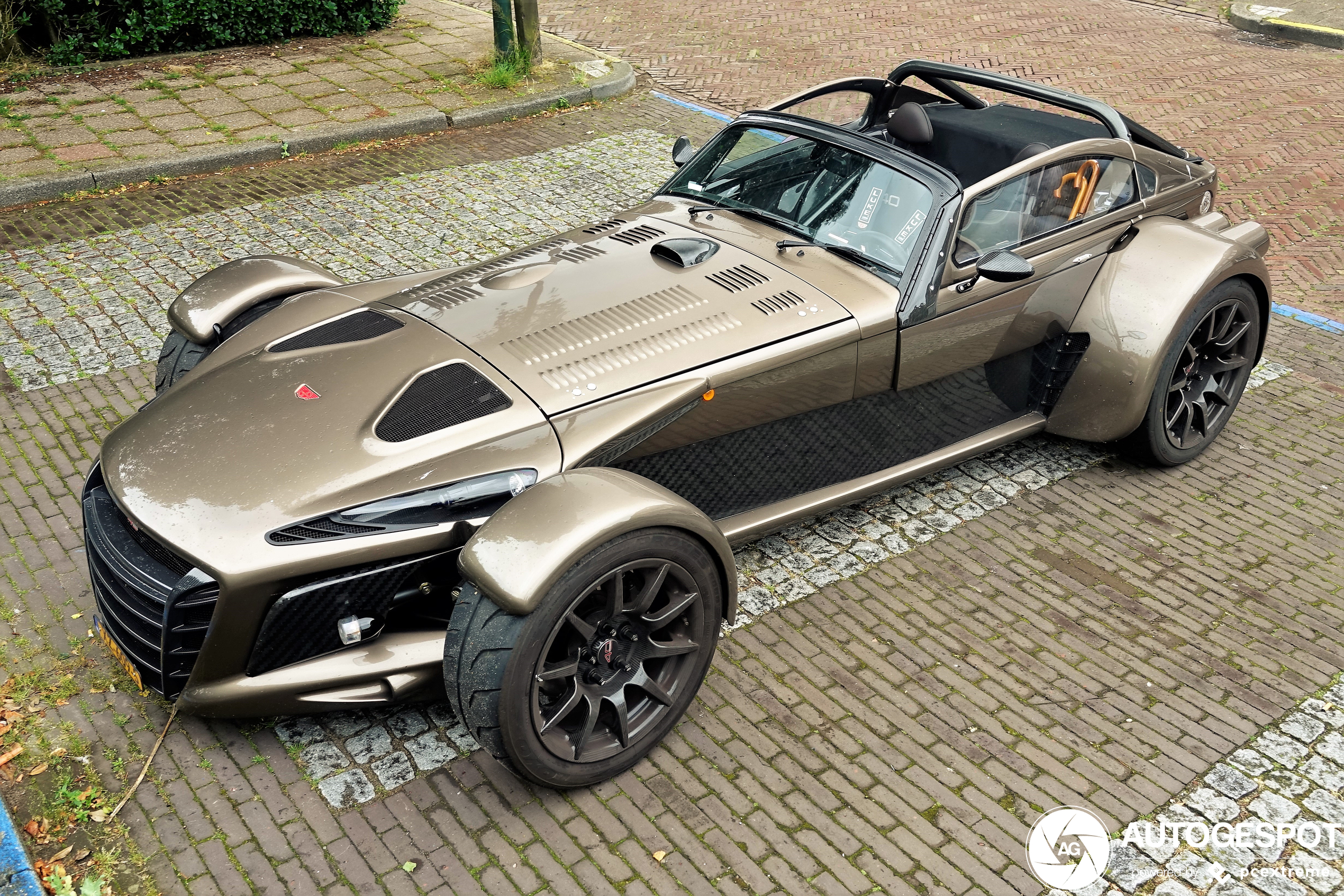 Donkervoort D8 GTO-40