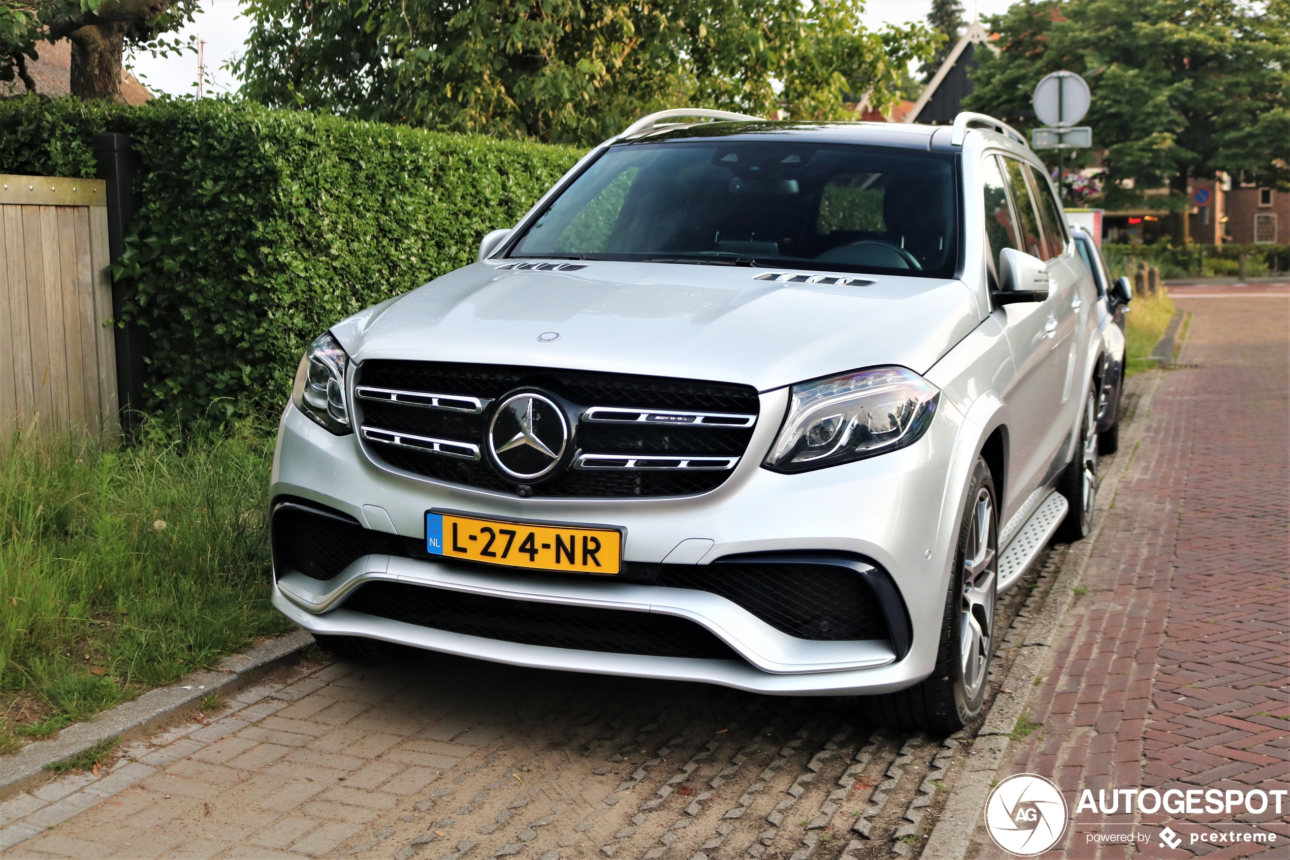 Mercedes-AMG GLS 63 X166