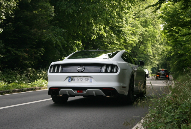 Ford Mustang GT 2015