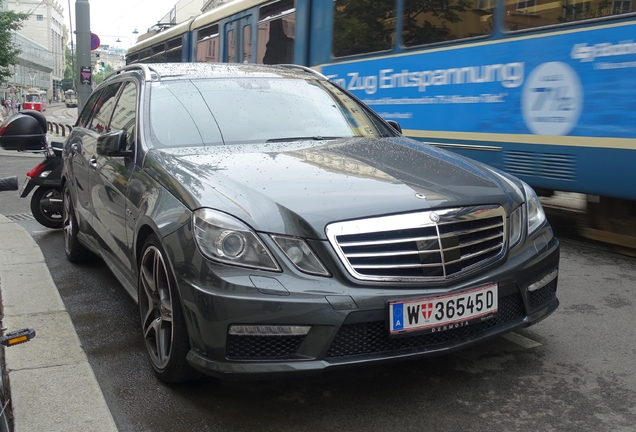 Mercedes-Benz E 63 AMG S212