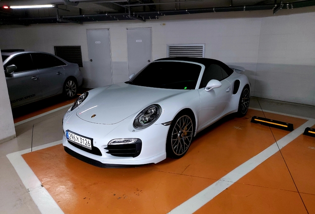 Porsche 991 Turbo S Cabriolet MkI