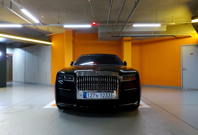 Rolls-Royce Ghost EWB 2021