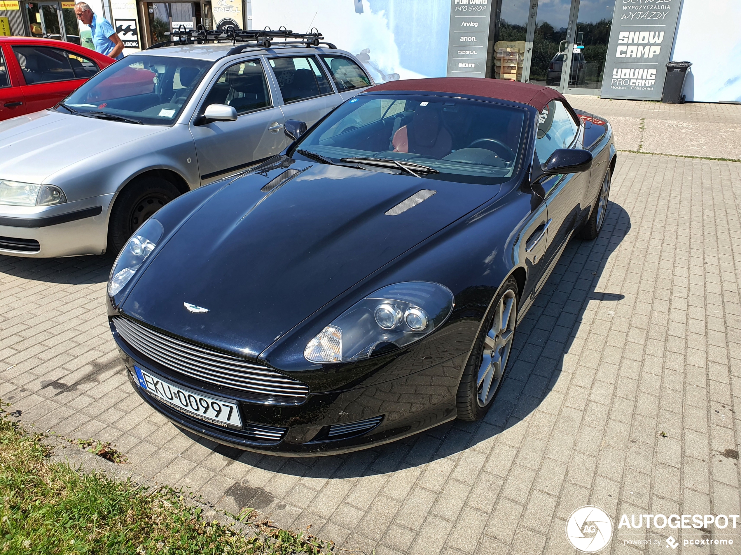 Aston Martin DB9 Volante