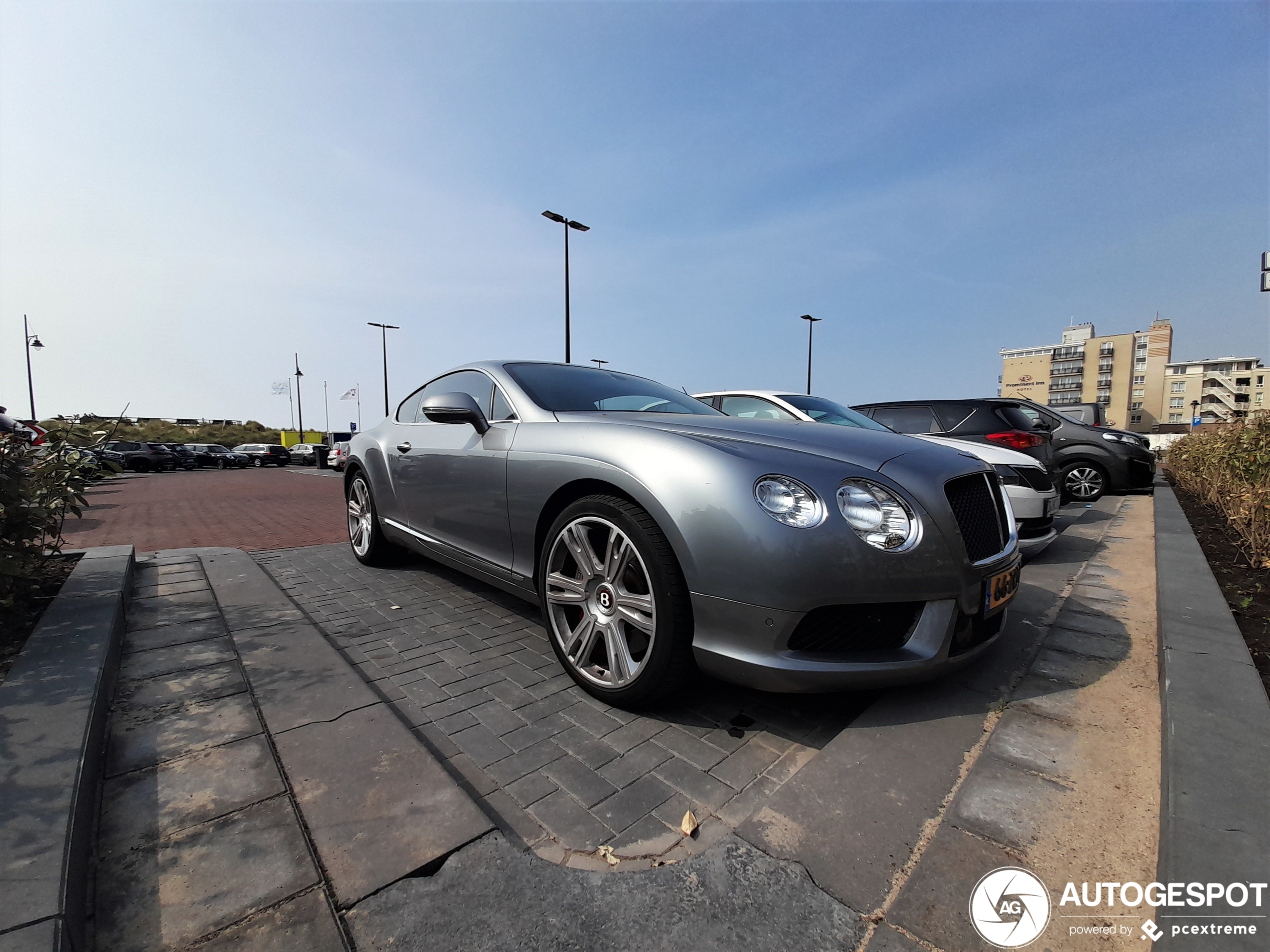 Bentley Continental GT V8