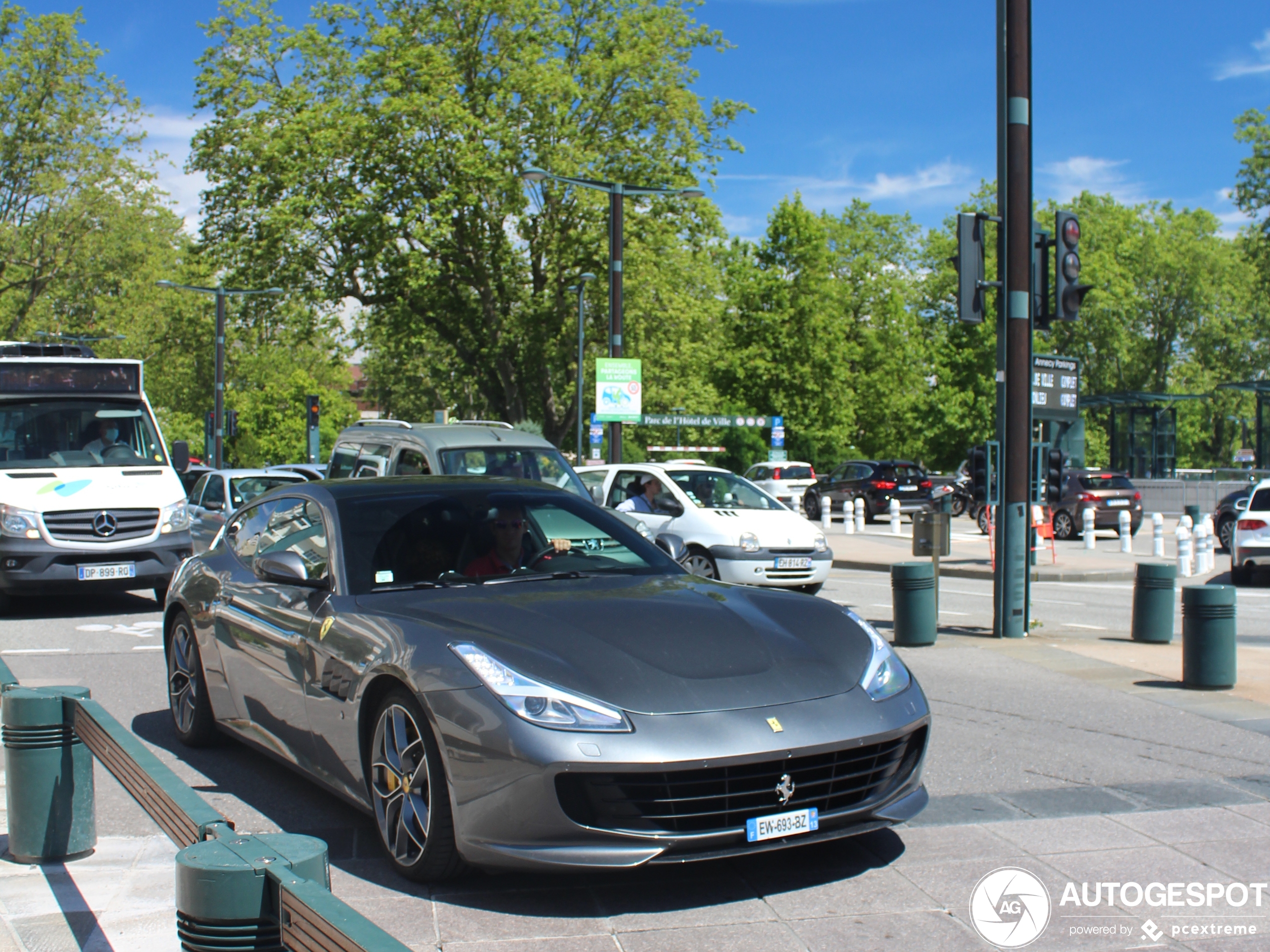 Ferrari GTC4Lusso