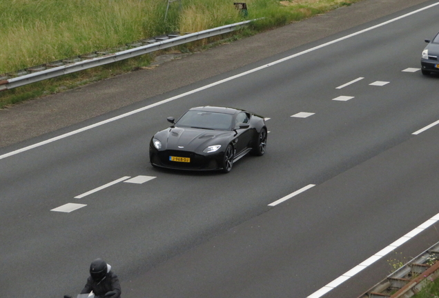 Aston Martin DBS Superleggera