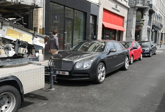 Bentley Flying Spur V8