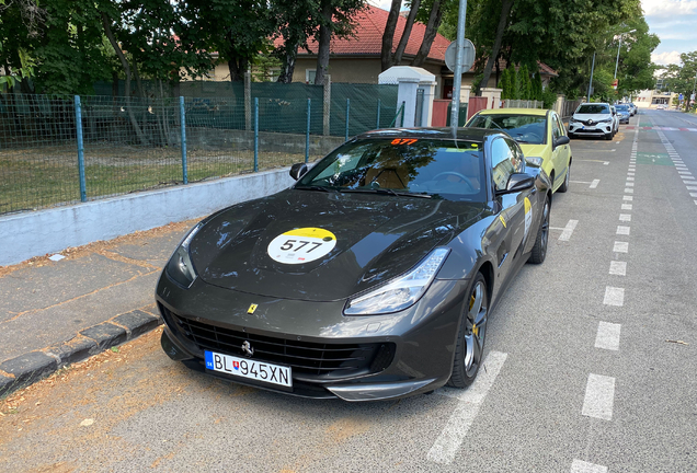 Ferrari GTC4Lusso