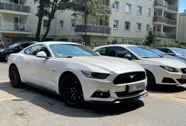 Ford Mustang GT 2015