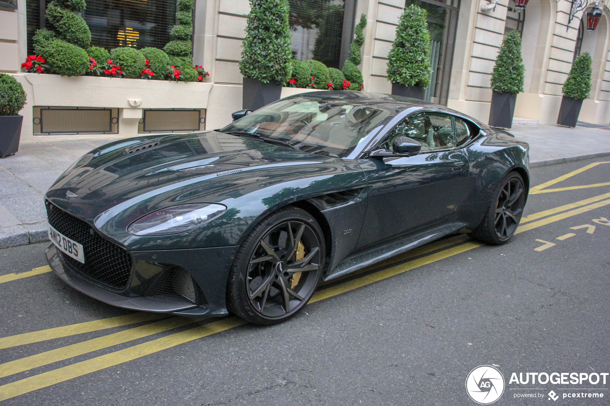 Aston Martin DBS Superleggera