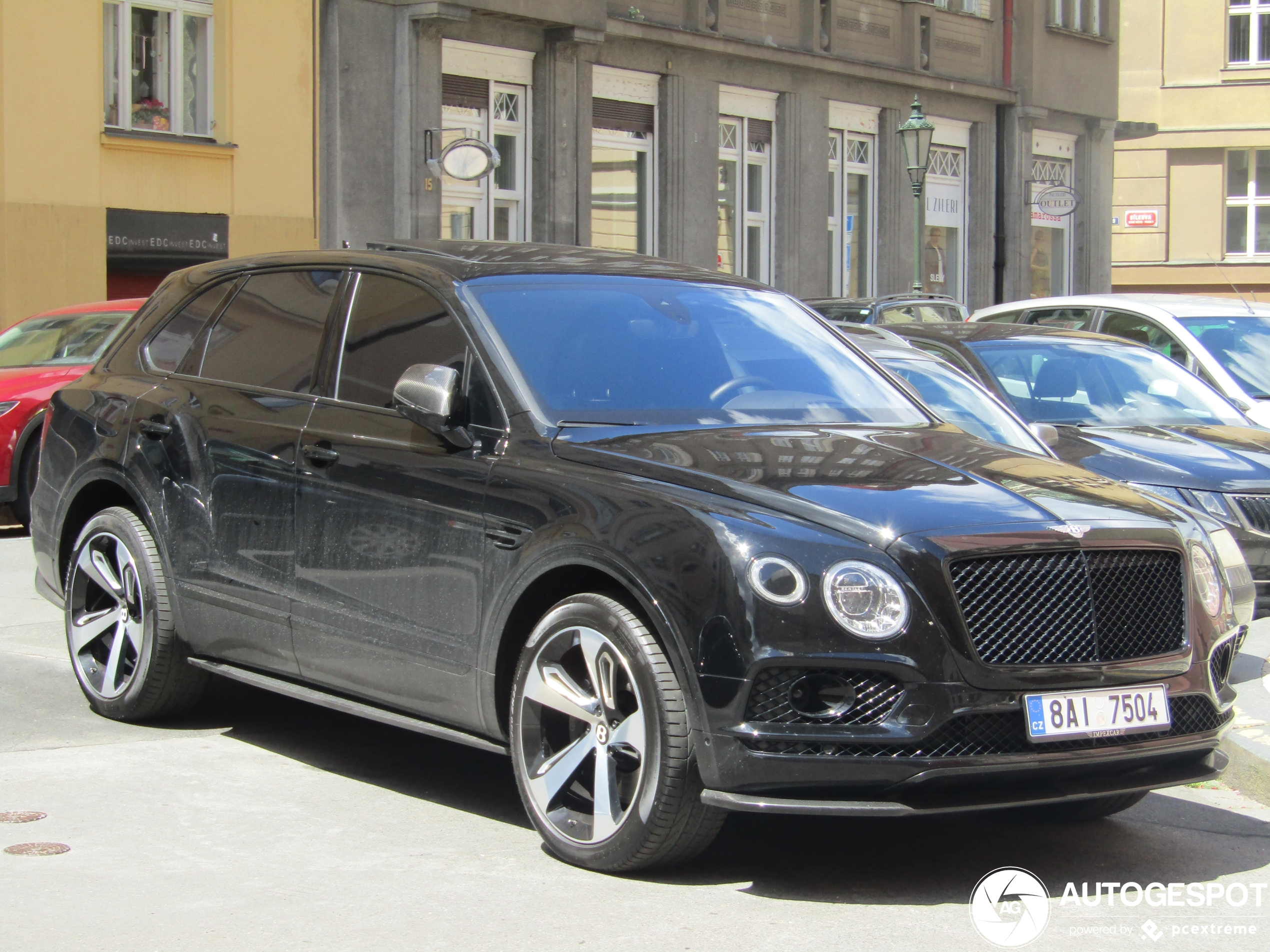 Bentley Bentayga V8