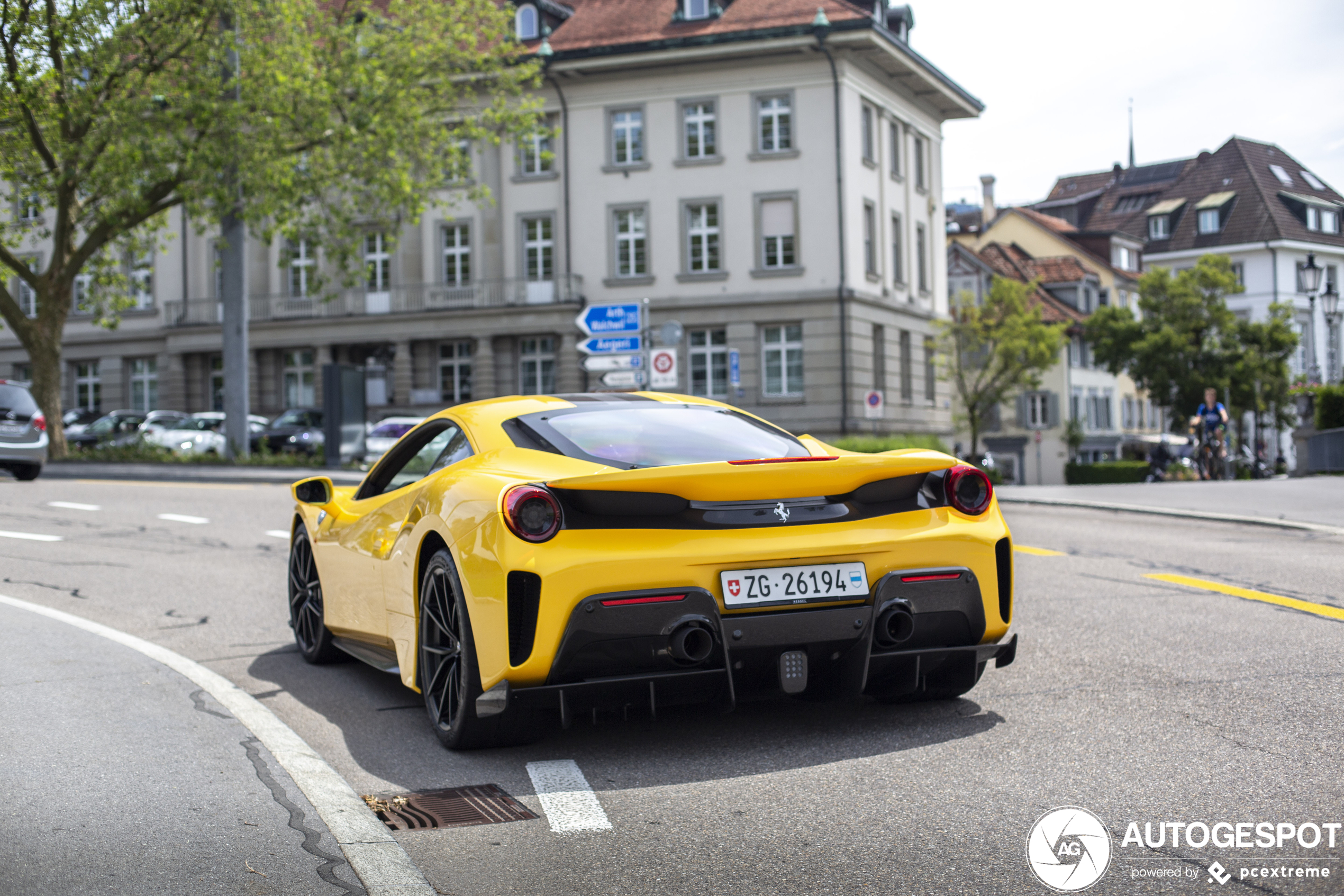 Ferrari 488 Pista