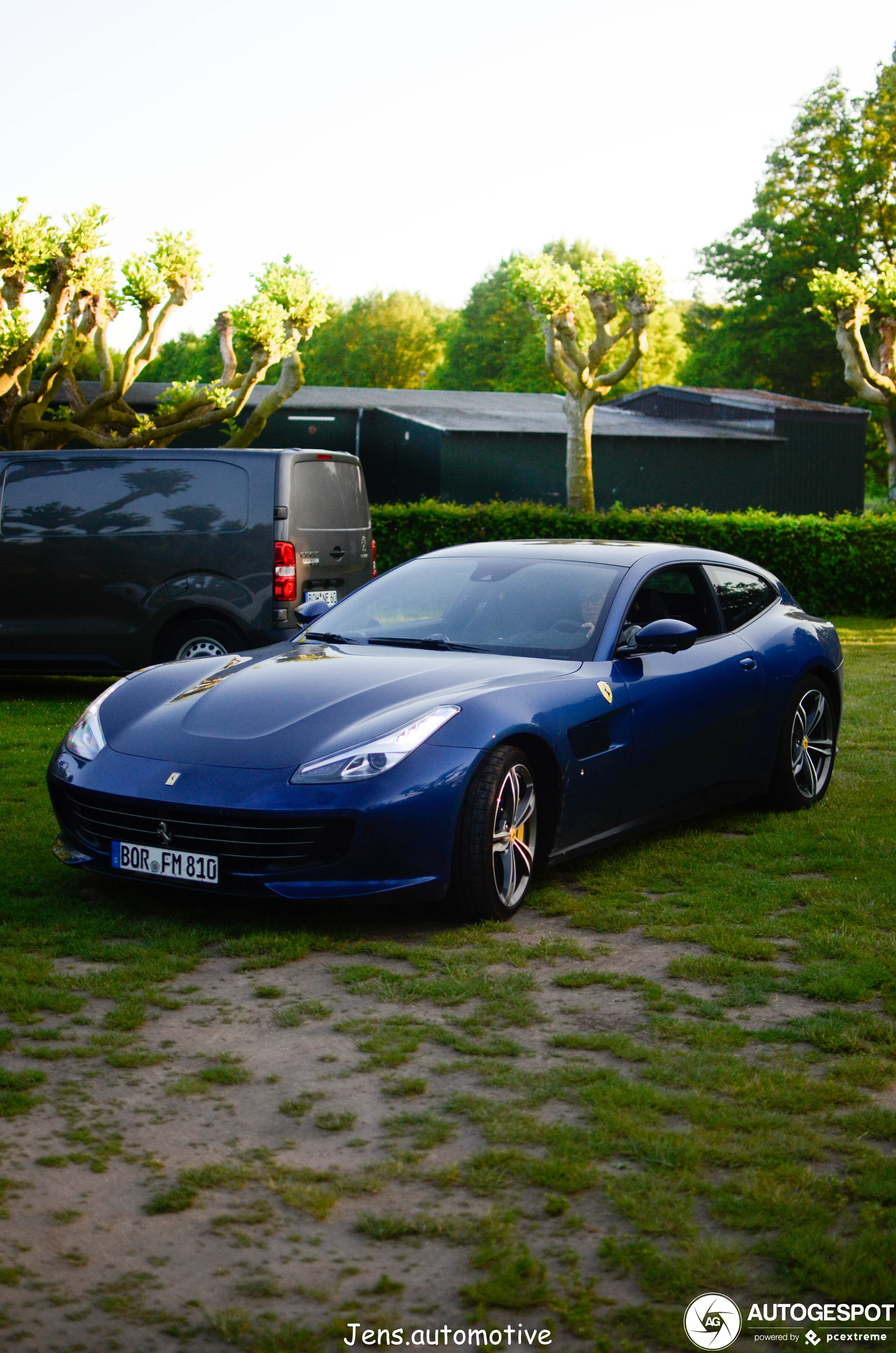 Ferrari GTC4Lusso T