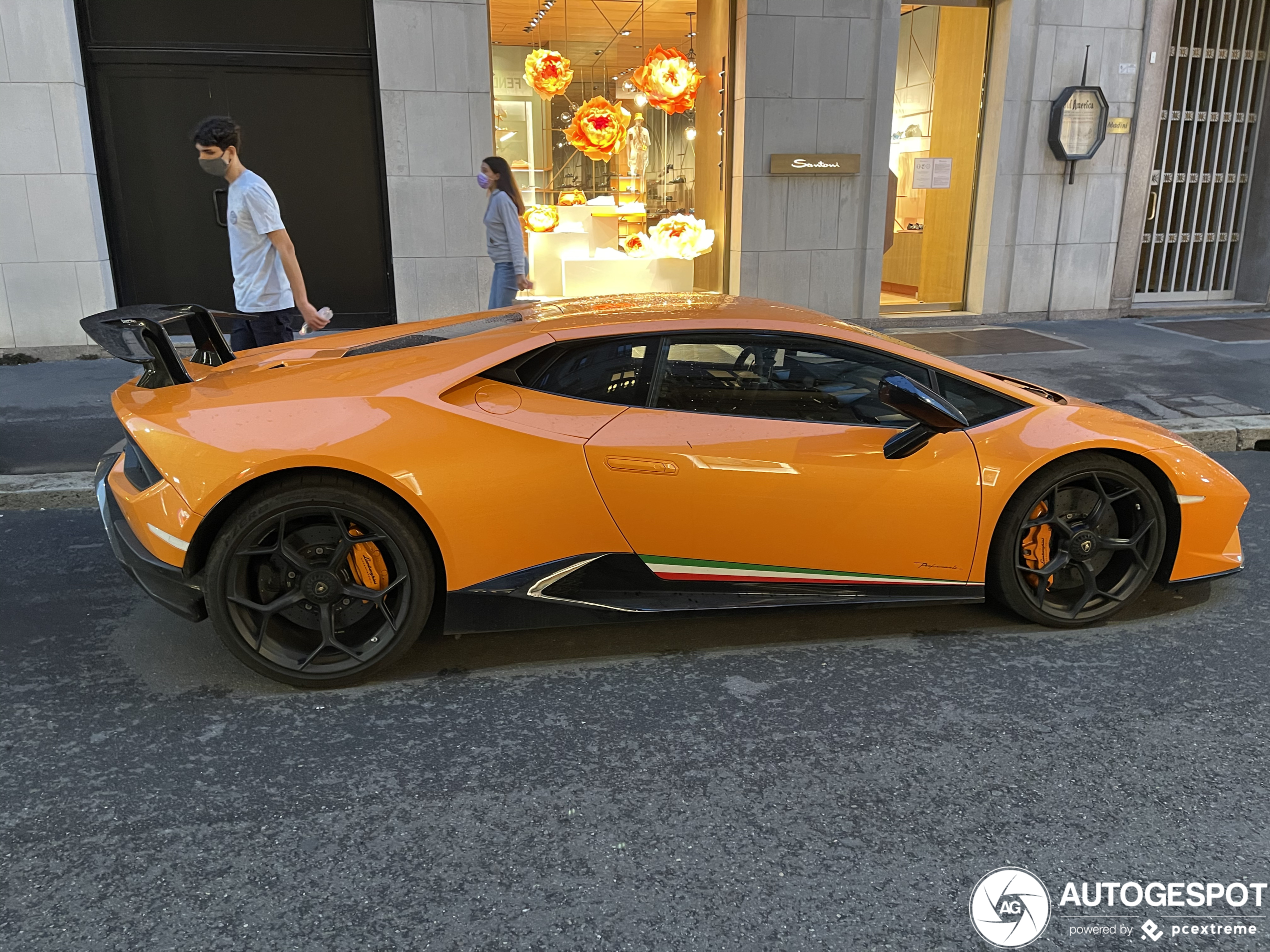 Lamborghini Huracán LP640-4 Performante