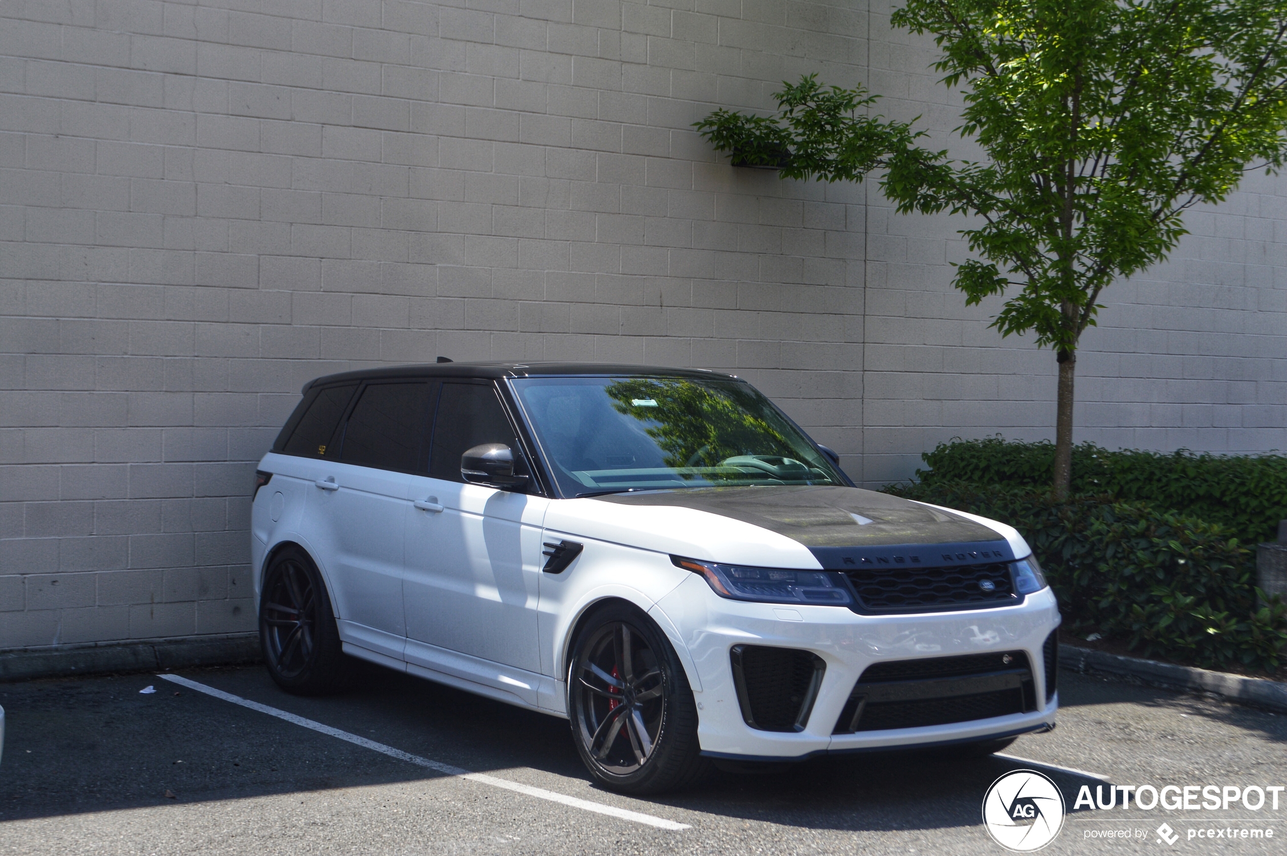 Land Rover Range Rover Sport SVR 2018 Carbon Edition