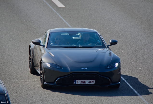 Aston Martin V8 Vantage 2018