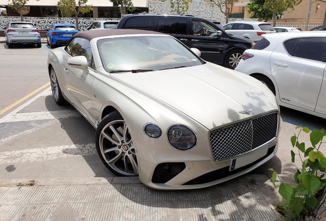 Bentley Continental GTC 2019 First Edition