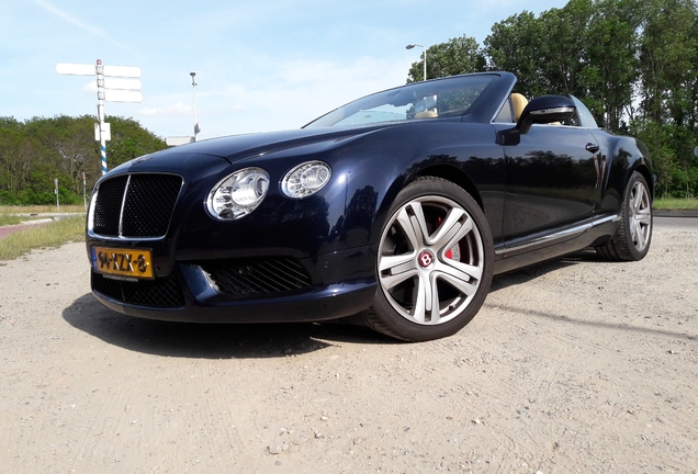 Bentley Continental GTC V8