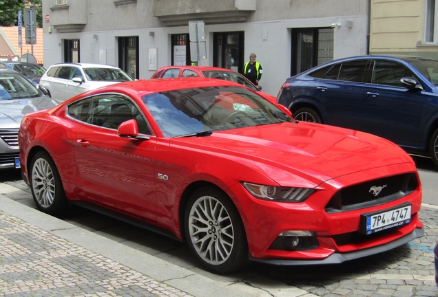 Ford Mustang GT 2015