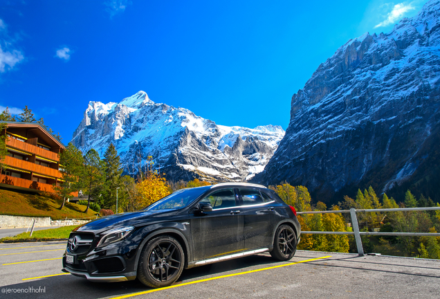 Mercedes-AMG GLA 45 X156