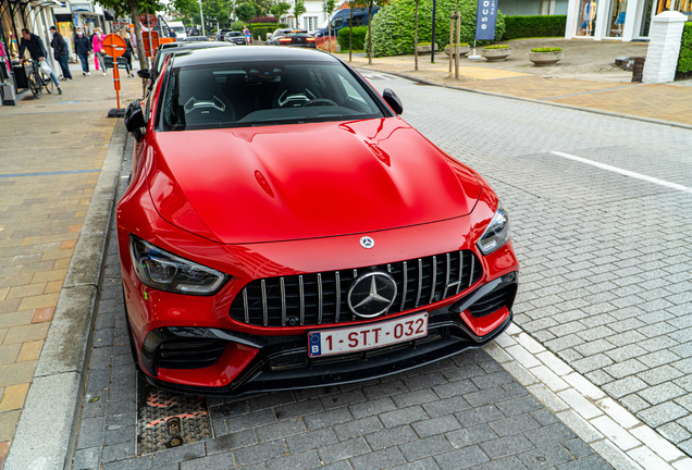 Mercedes-AMG GT 63 X290