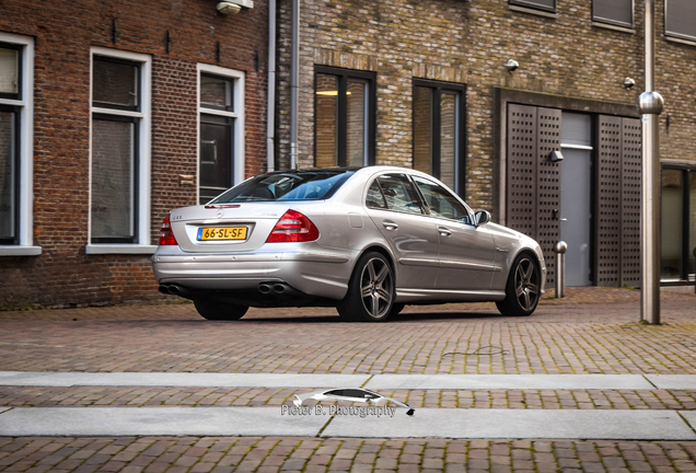 Mercedes-Benz E 55 AMG