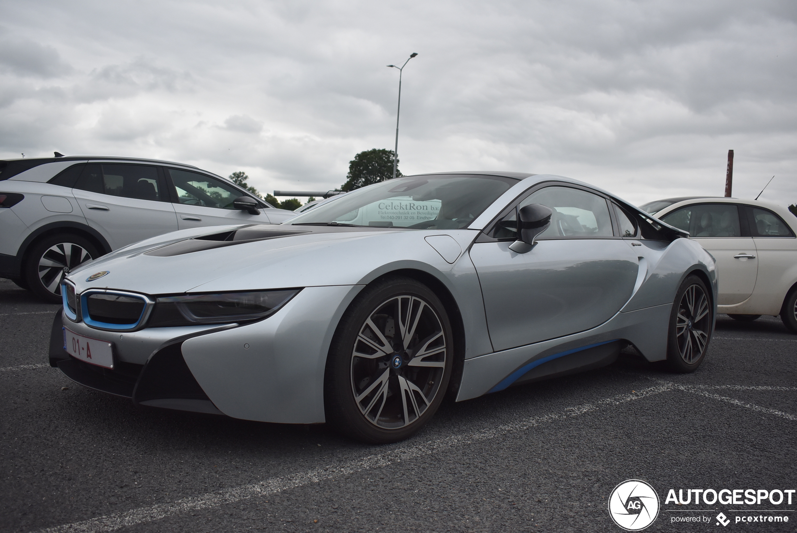 BMW i8