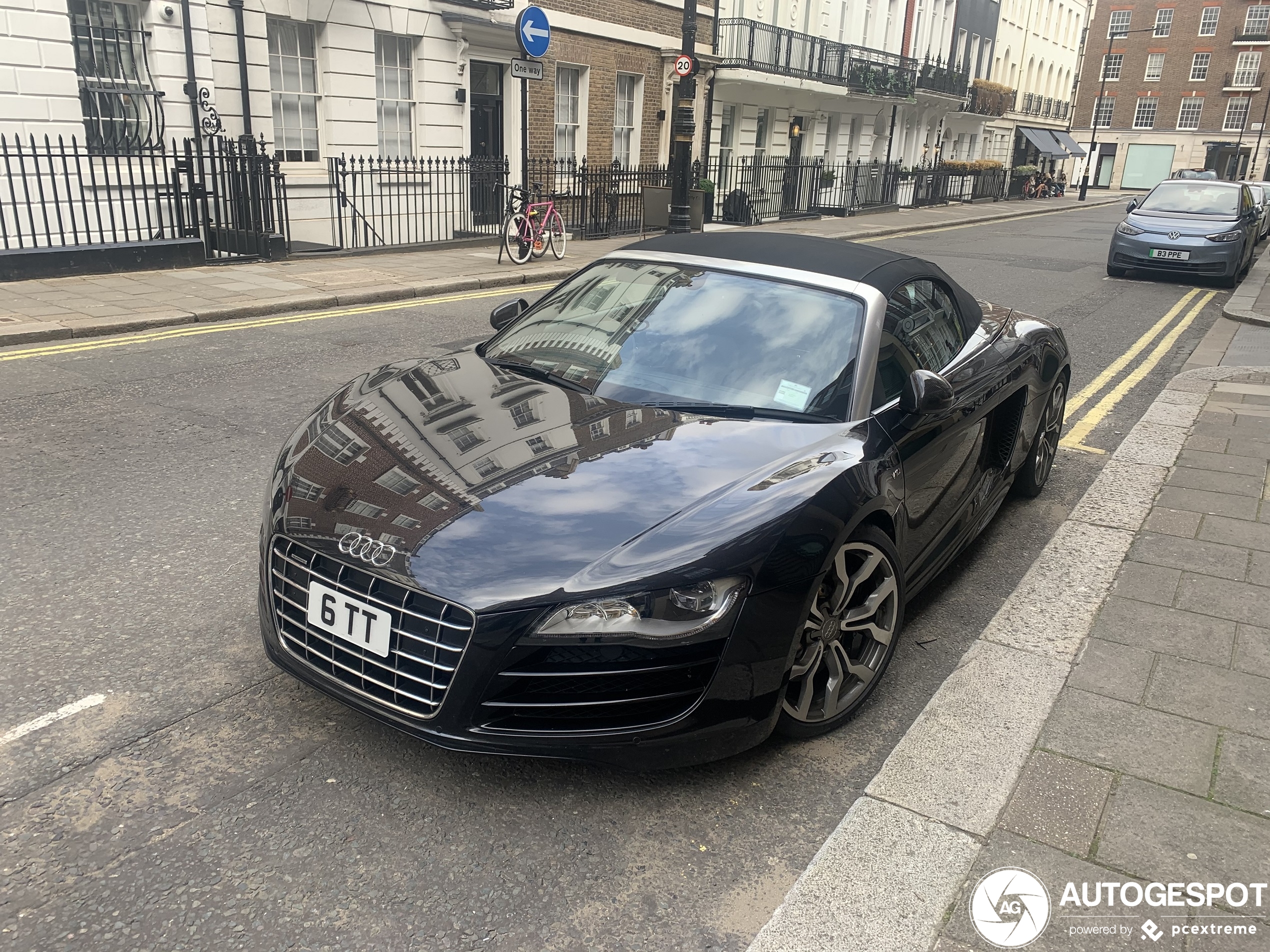 Audi R8 V10 Spyder