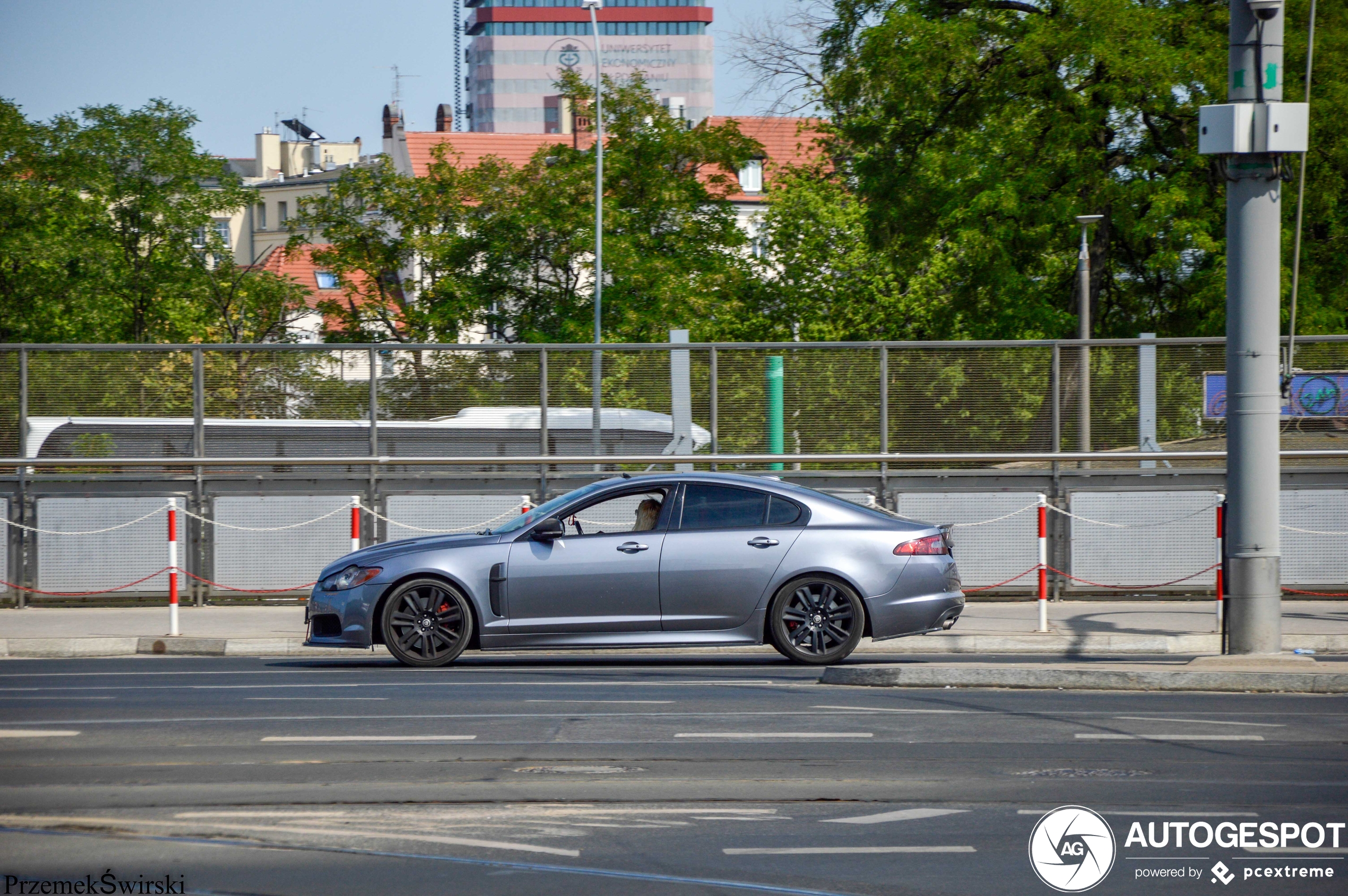 Jaguar XFR