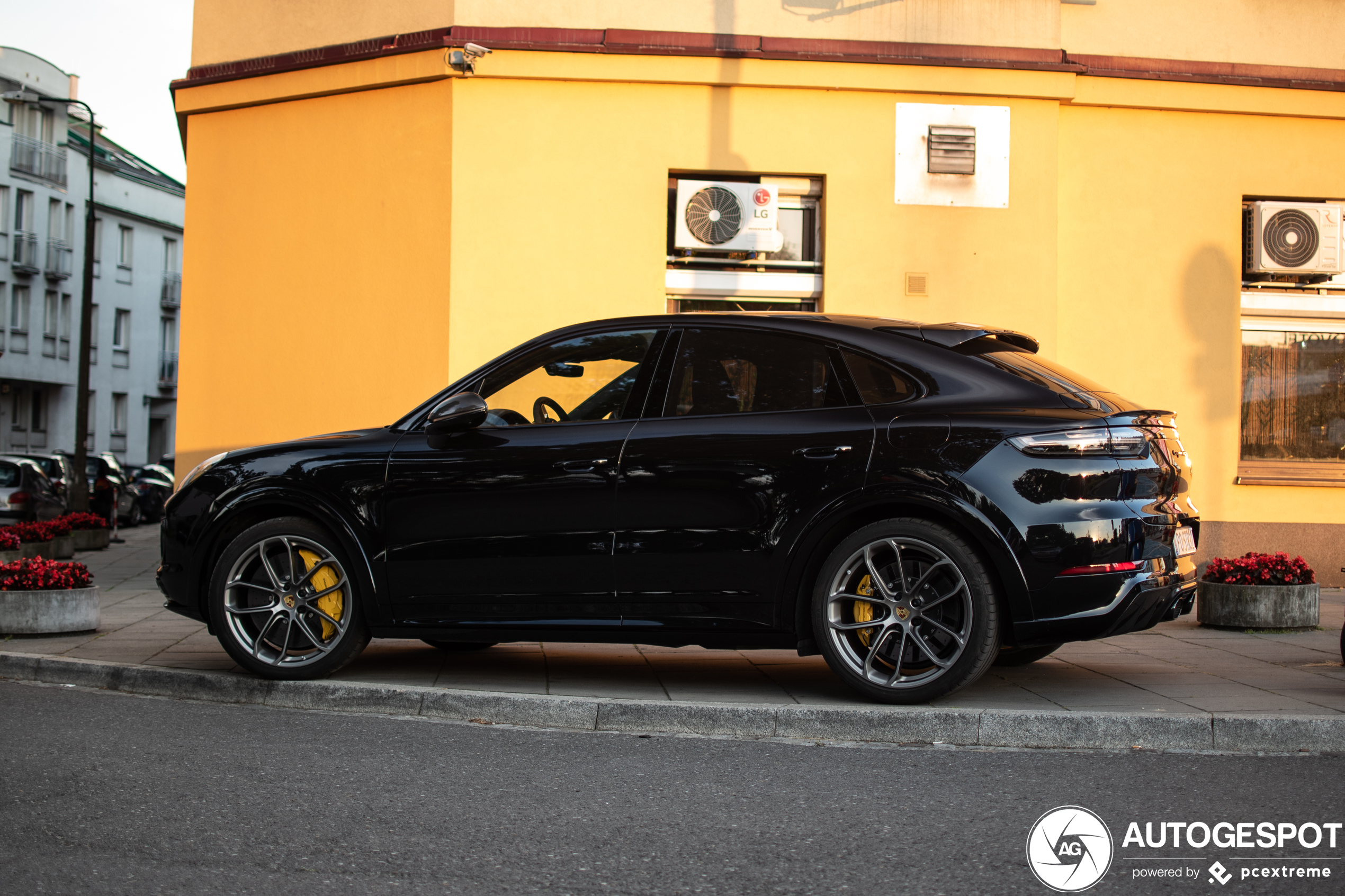 Porsche Cayenne Coupé Turbo S E-Hybrid