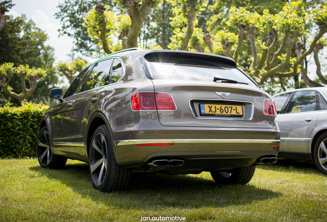 Bentley Bentayga V8