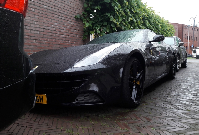 Ferrari FF