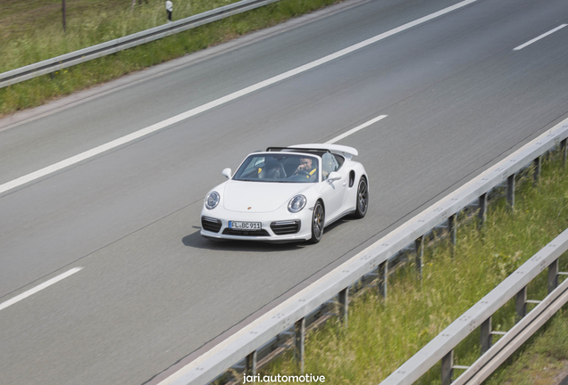 Porsche 991 Turbo S Cabriolet MkII