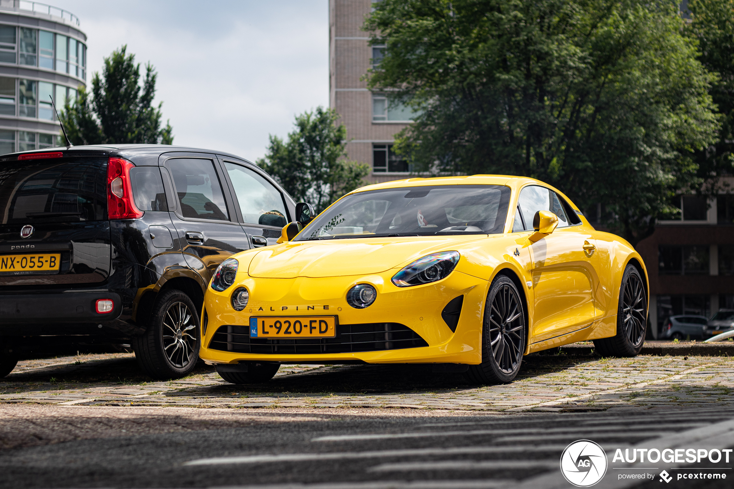 Alpine A110 Color Edition